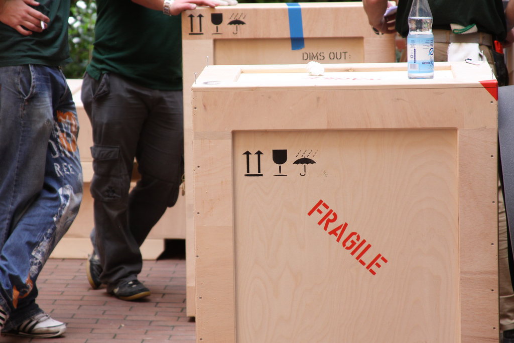 Avoid these eCommerce Shipping Mistakes - ParcelBroker